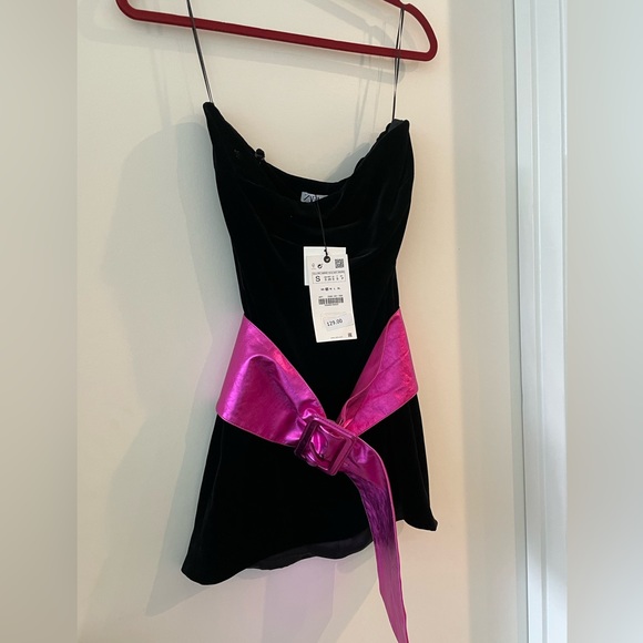 Zara Velvet Black Dress with Pink Belt - Picture 4 of 4